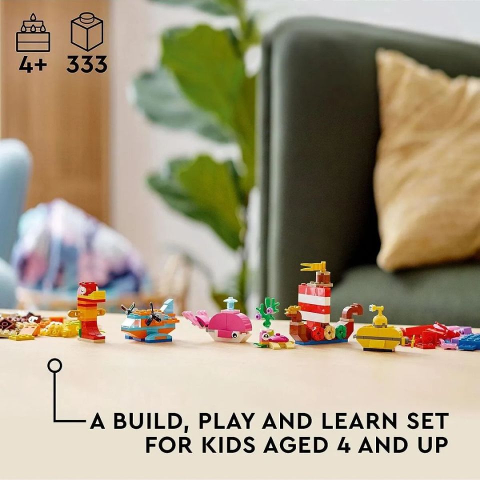 Lego 333 Parça Classic Yaratıcı Okyanus Eğlencesi - Mavi Su Dünyası
