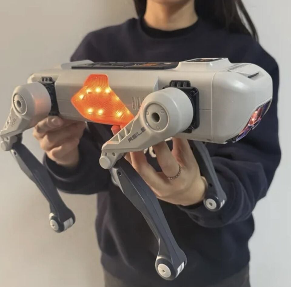 Uzaktan Kumandalı ve Mobil Kontrollü Şarjlı Yapay Zekalı Robot Köpek | Sesle Kontrol | Şarkı Söyleme | Dans Etme | Uzaktan Kontrol Robot Köpek