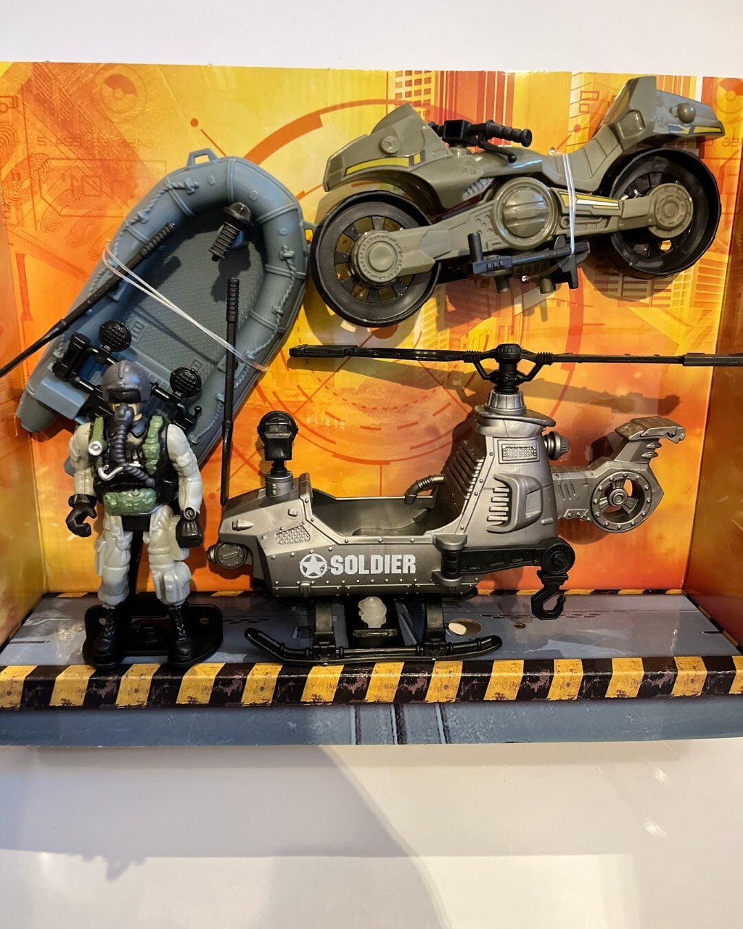 Kutulu Asker Seti Helikopter Bot Motorsiklet 4' lü Set