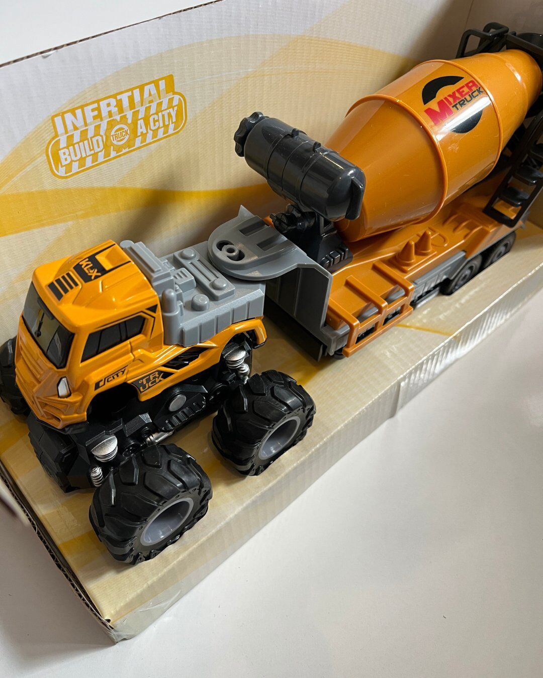 Sürtmeli Beton Dökme İş Makinası Araba 25 Cm Uzunluk