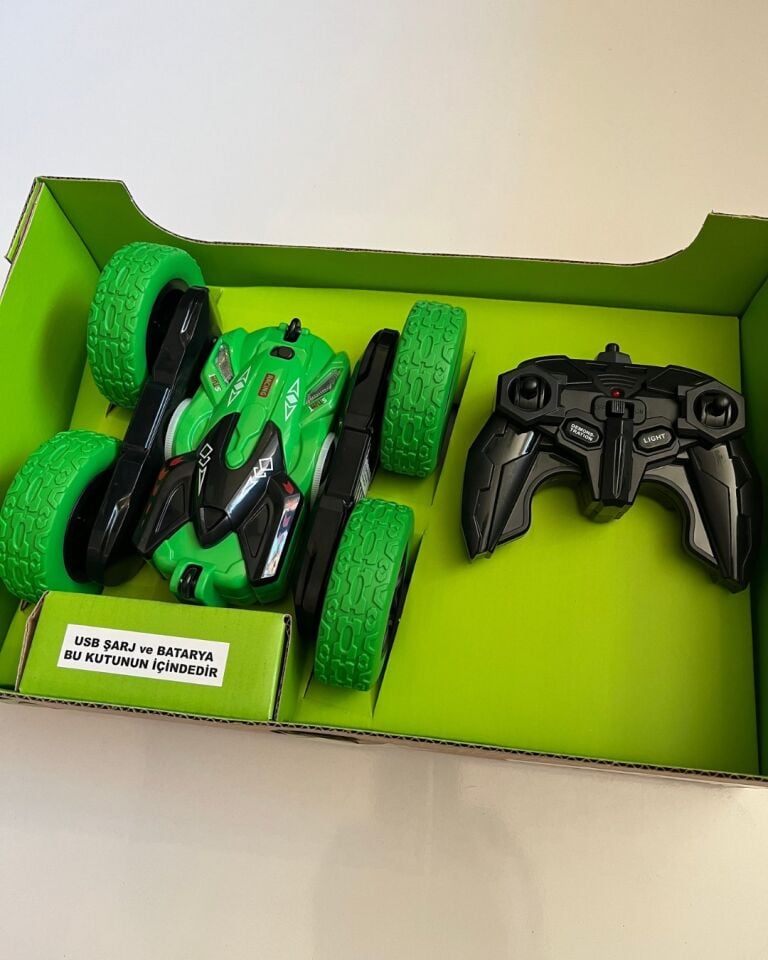 Uzaktan Kumandalı Full Fonksiyonlu Şarjlı 2.4 Ghz 4 Teker Akrobat Araba Yeşil Renkli