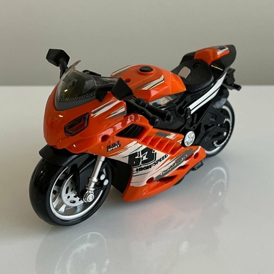 Motosiklet Şık Görünümlü Çek Bırak Işıklı ve Sesli Renkli 15 Cm - Mavi Su Dünyası BEYAZ