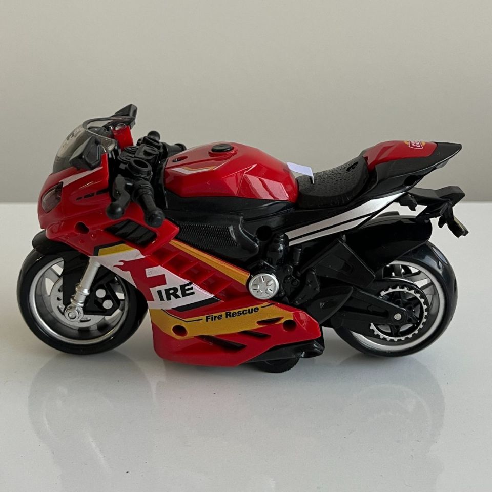 Motosiklet Şık Görünümlü Çek Bırak Işıklı ve Sesli Renkli 15 Cm - Mavi Su Dünyası Kırmızı