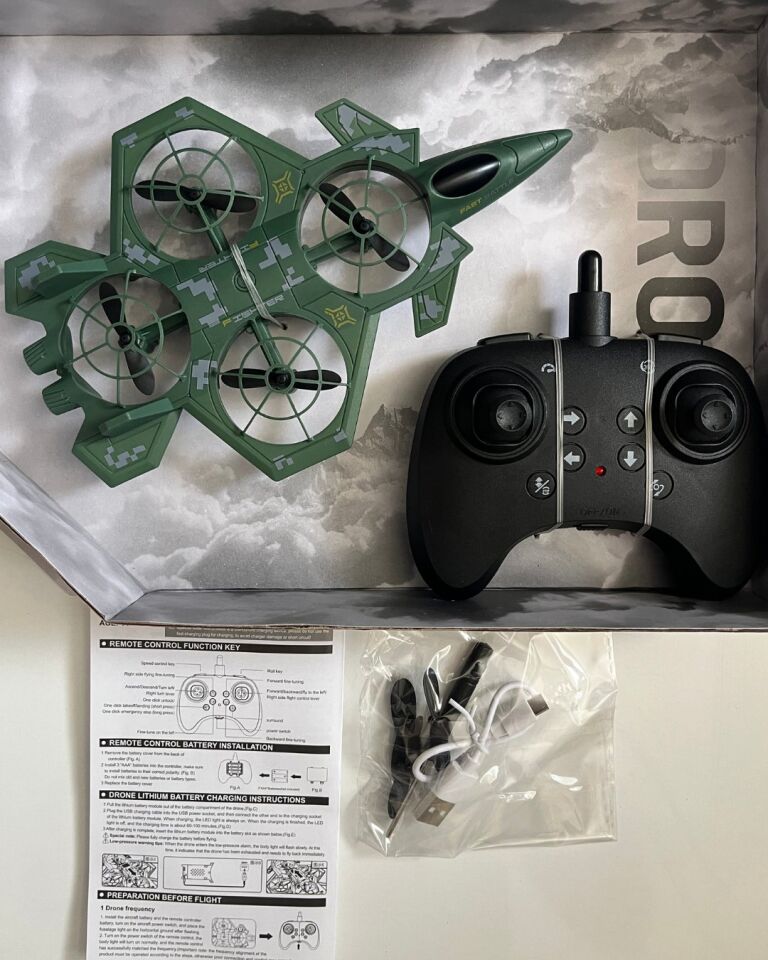 Uzaktan Kumandalı Yeşil Uçak Dron | 2.4Ghz 360 Derece Dönen | Otomatik İniş Kalkış
