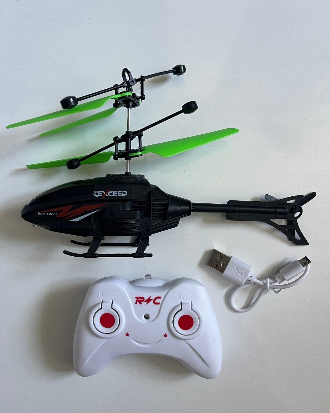 Uzaktan Kumandalı Helikopter 18 Cm Siyah Renkli