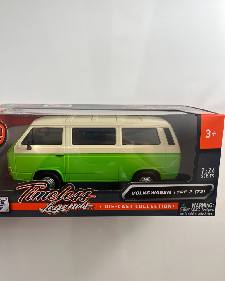 Volkswagen Type 2 T3 Klasik Araba 1:24 Ölçütlü Yeşil
