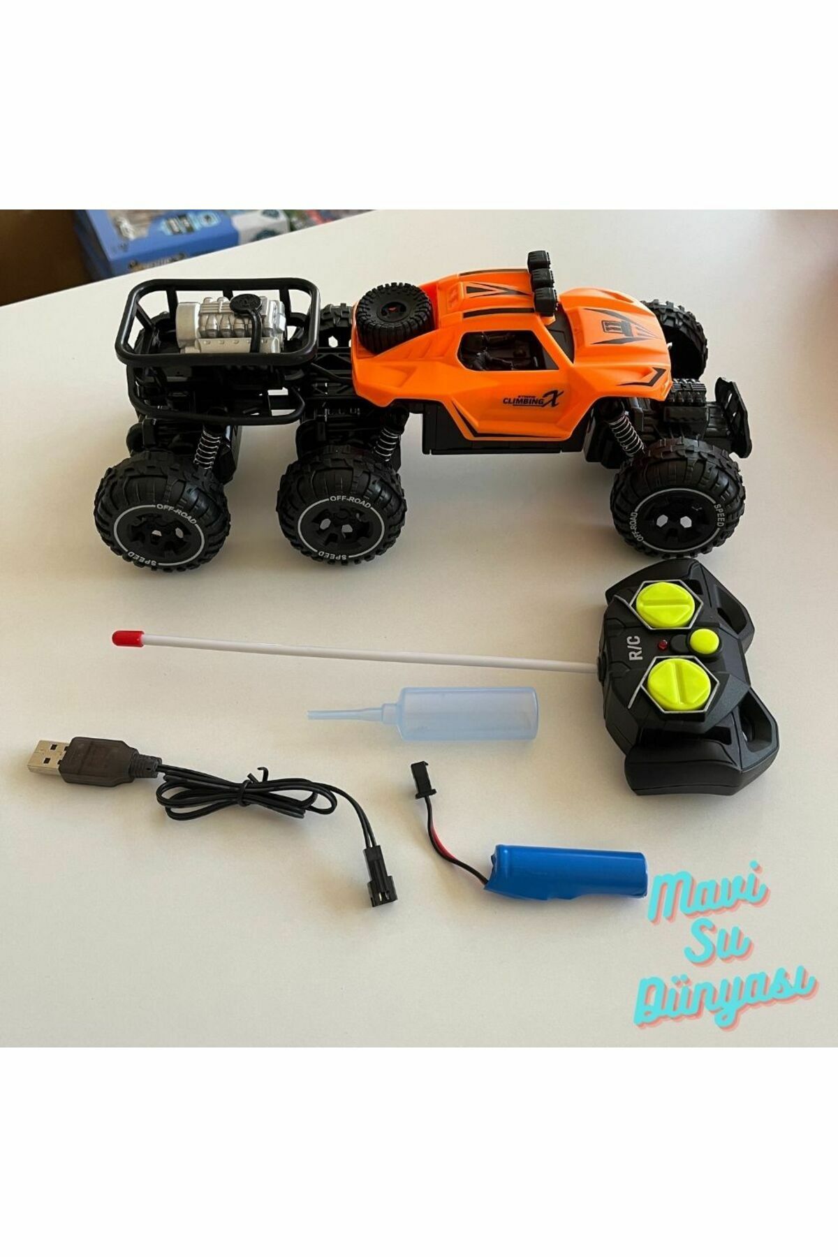 Uzaktan Kumandalı Duman Atan Jeep Oyuncak - Mavi Su Dünyası