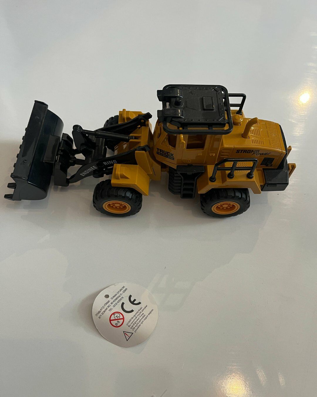 Sürtmeli İş Makinaları Kepçe Çevirmeli Ön Tekerler 24 x 9 Cm