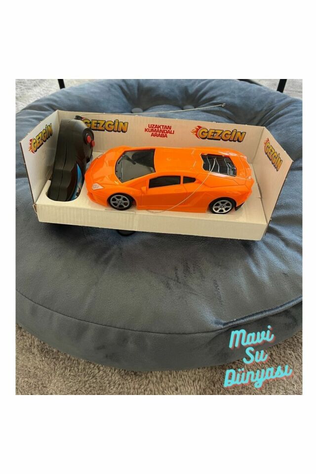 Gezgin Ferrari Araba 1:24 Rengarenk Uzaktan Kumandalı 2 Fonksiyonlu Turuncu