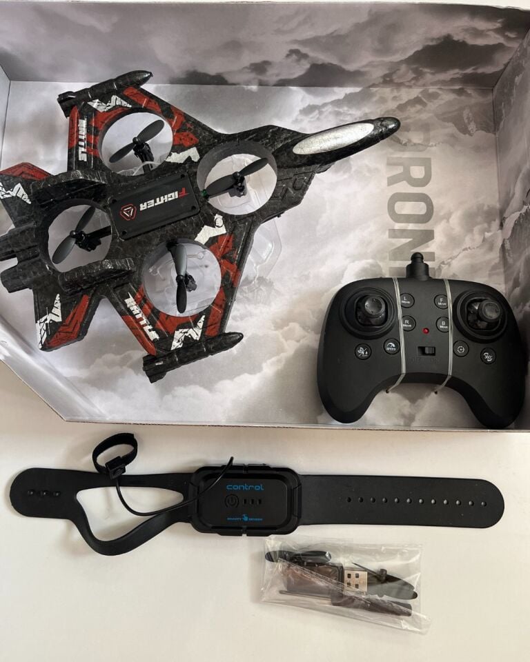 Uzaktan Kumandalı Uçak Dron Thunder Combat | 2.4Ghz 360 Derece Dönen | LED Işıklı | Otomatik İniş Kalkış